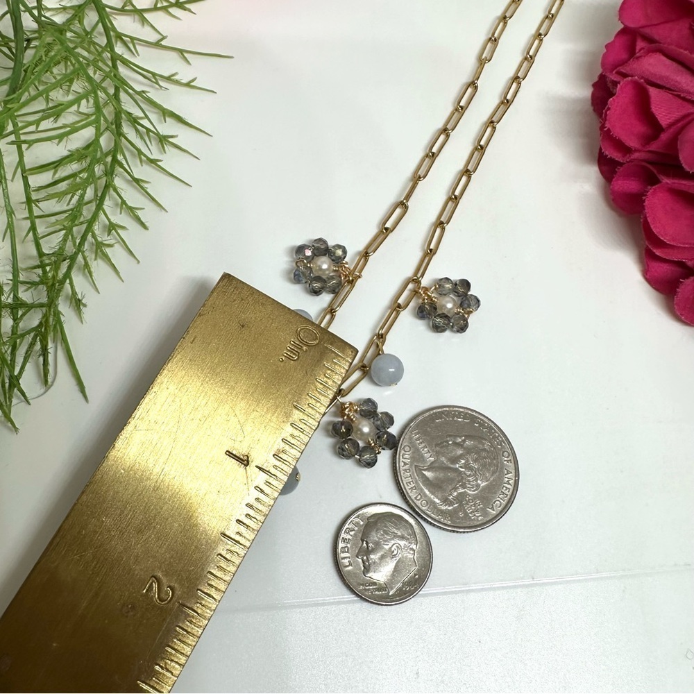 NEW⚜️Raw Aquamarine Freshwater Pearl & Crystal Flower Charm Necklace - Picture 7 of 9
